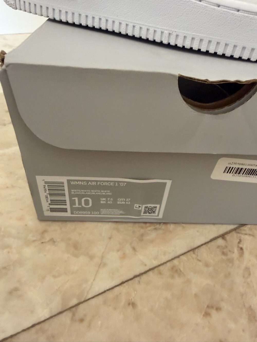 Nike Air Force 1 Low - White Leather - Picture 3 of 8